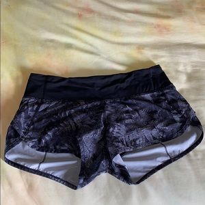 Lululemon Speed Up Short *2.5”